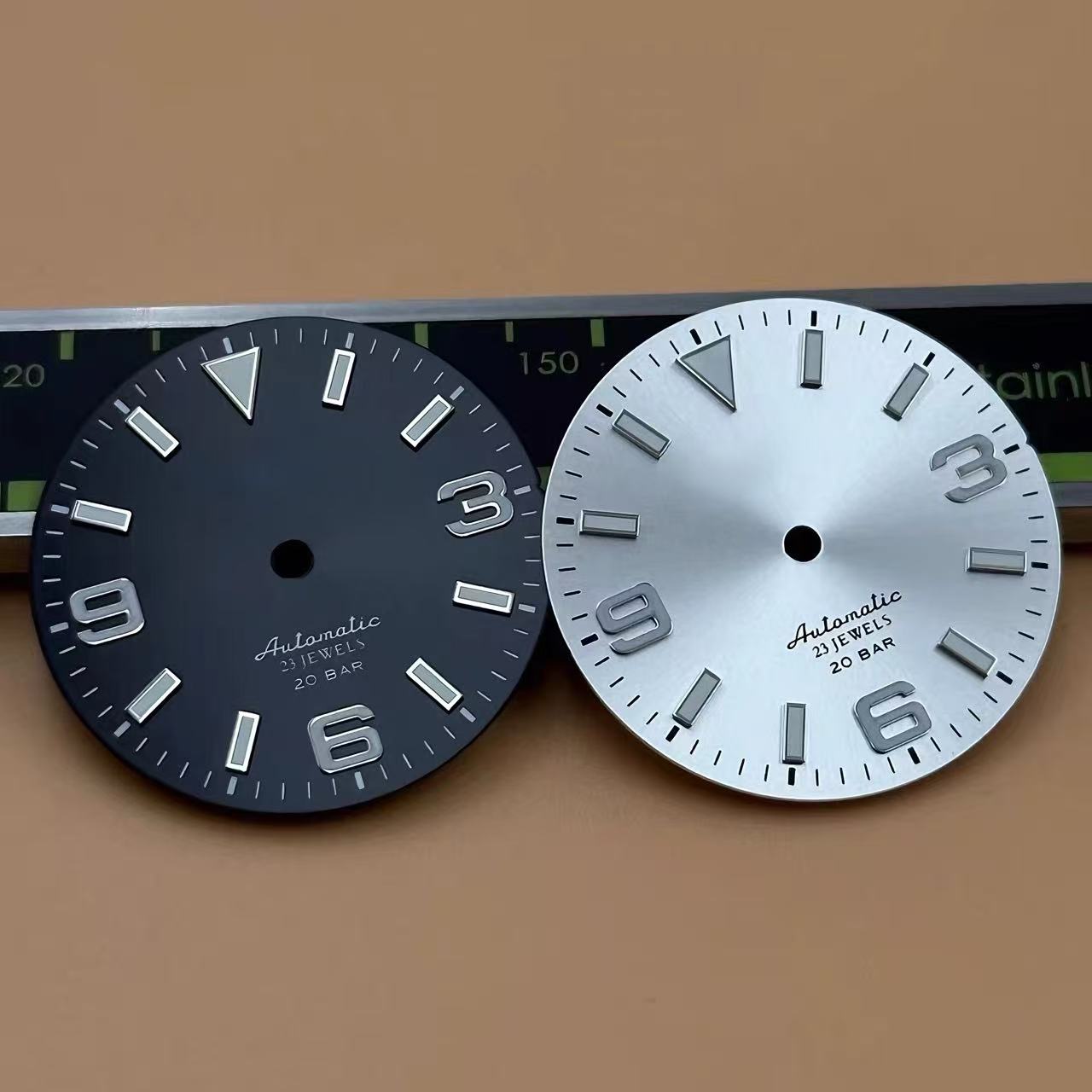 قرص NH35 بقطر 28.5 مم، تعديل ا - مراجعة Luminous Dial Face وسعره