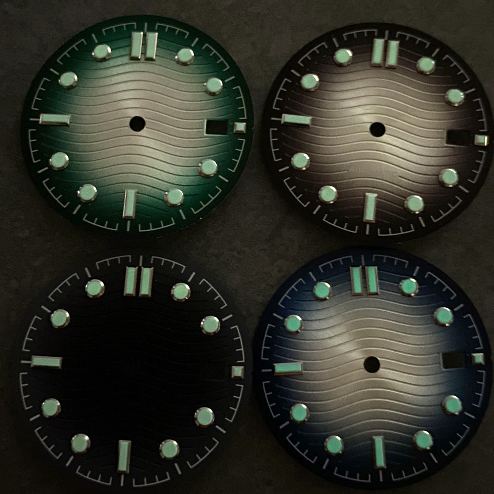 وجه ساعة بتصميم موجي مناسب لحر - مراجعة Luminous Dial Face وسعره